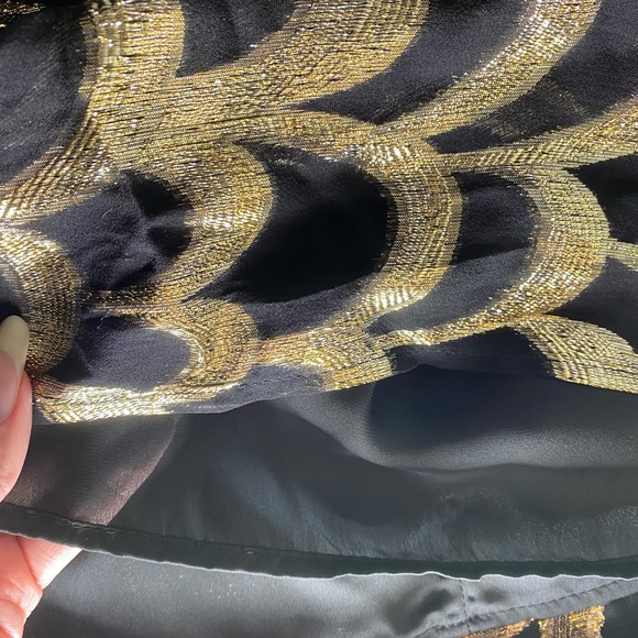 Glam Glamorous Black and Gold Tinsel Skirt - Picture 4 of 10